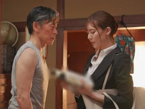 Người tình của con trai à ! đừng tự sướng nữa, hãy để bố giúp con sung sướng